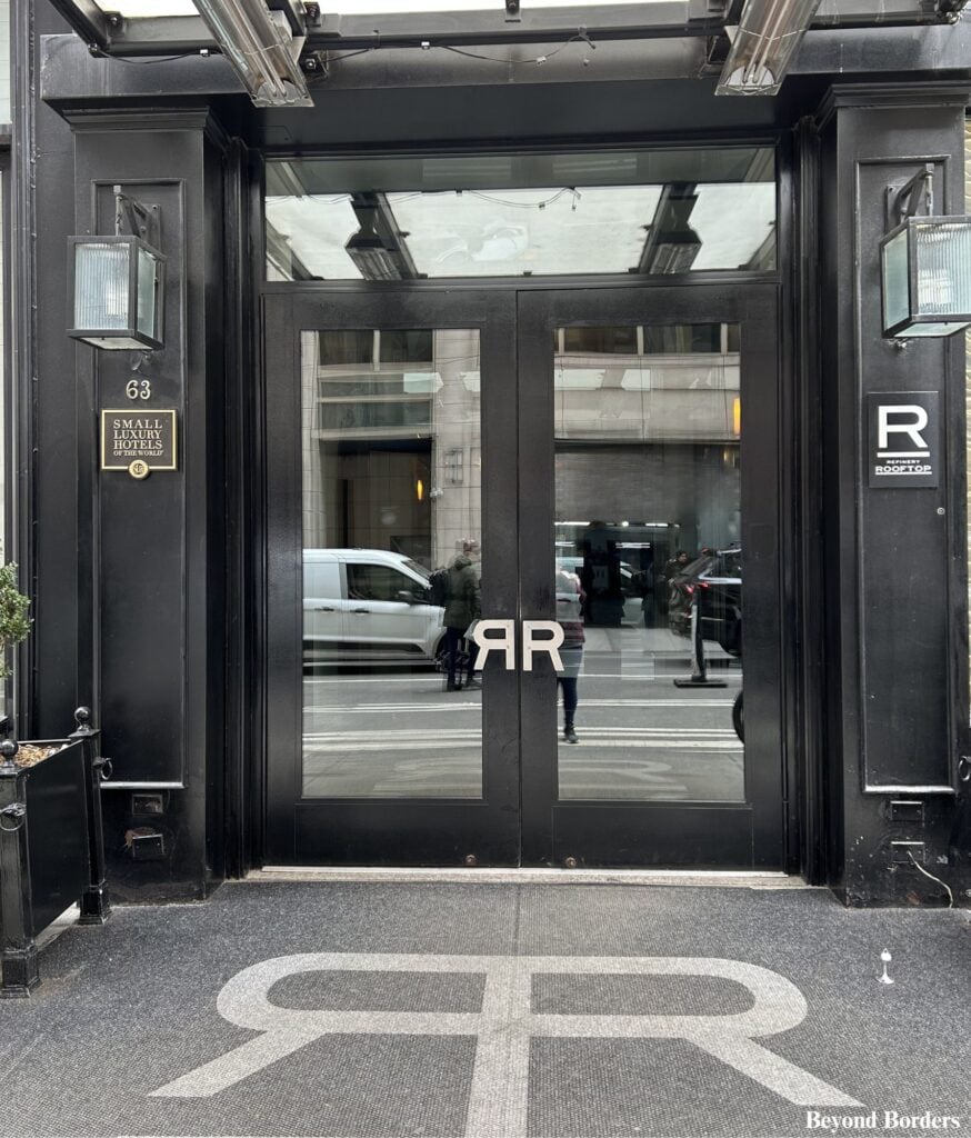 Refinery hotel entrance