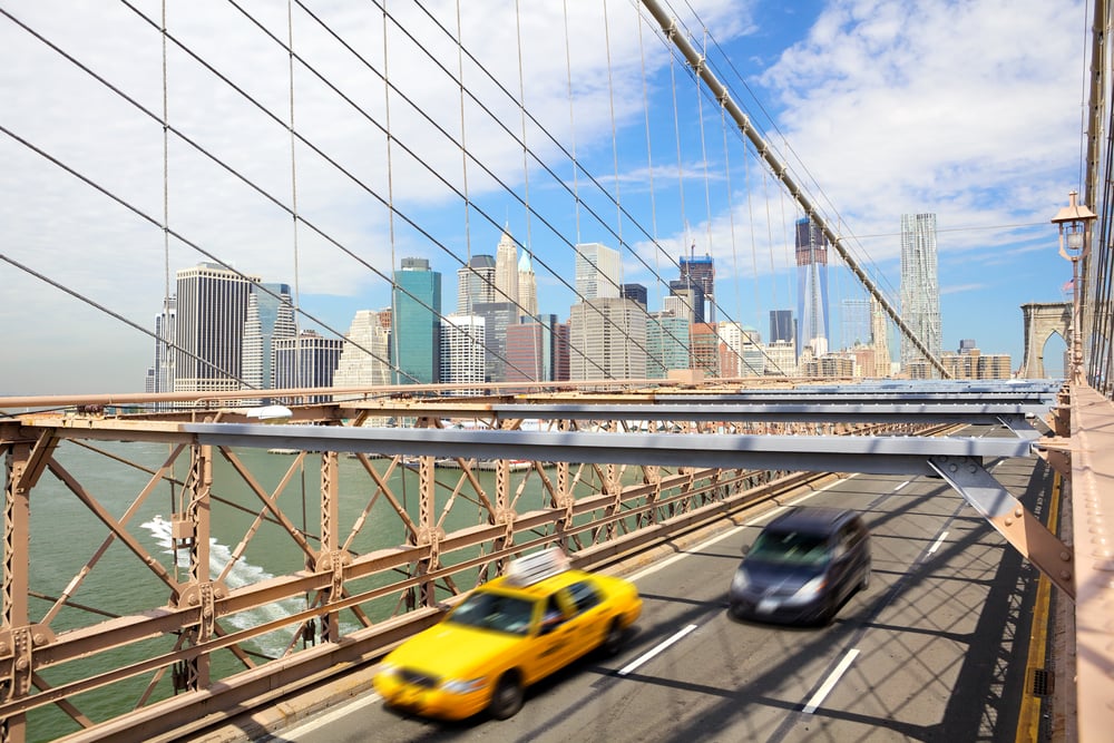 How to get from Manhattan to JFK or LGA