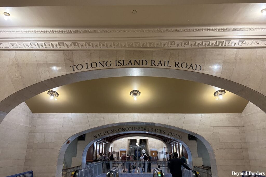 LIRR sign in Grand Central's dining concourse