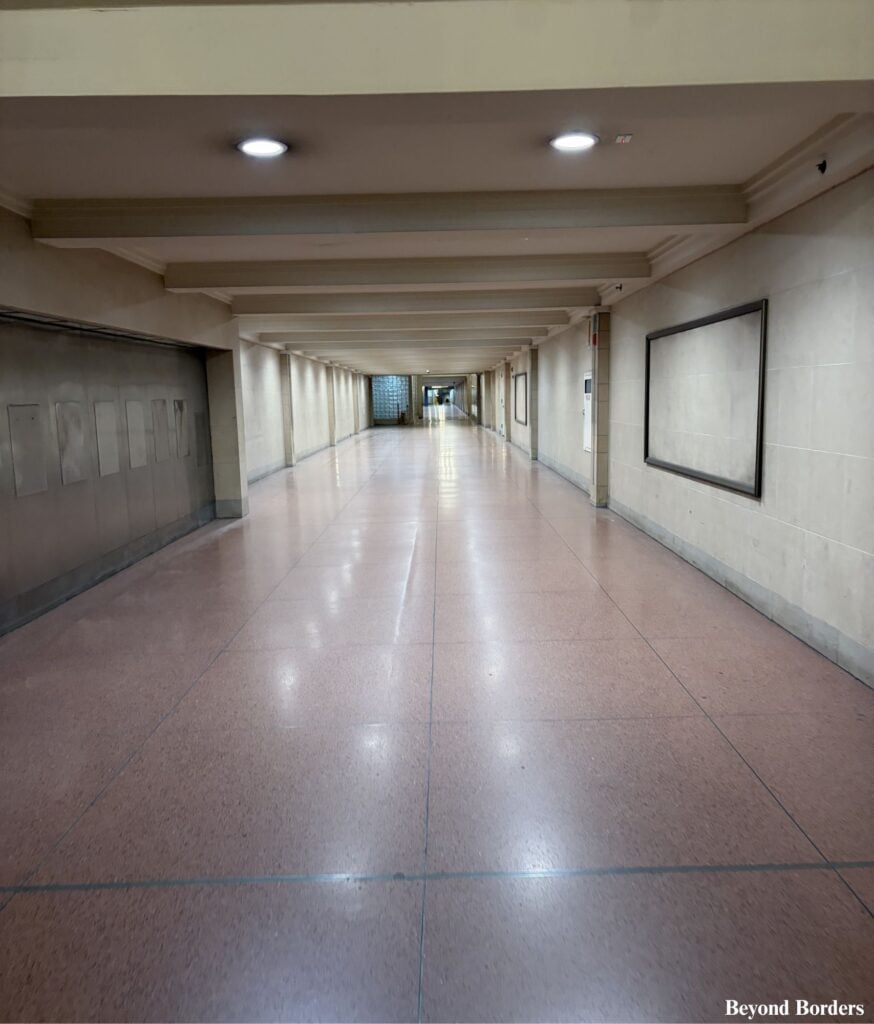 Grand Central North tunnel in Grand Central Terminal, NYC